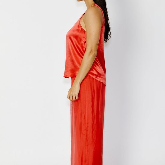 s019-tank-red-5